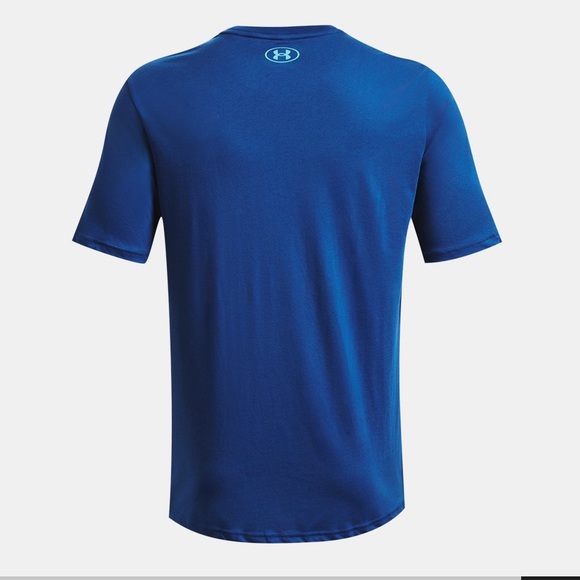 Project Rock Men's training shirt NWT - Picture 2 of 2